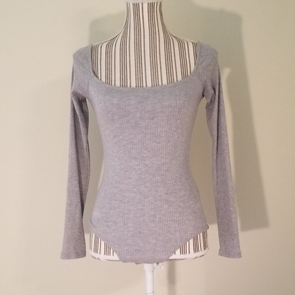 Ribbed Scoop-Neck Bodysuit